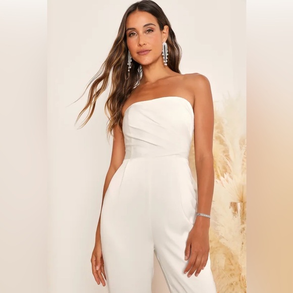 🆕#9 NWOT LULUS Beloved Bliss Ivory Strapless Slim jumpsuit, back Removable Bow. - Picture 3 of 15